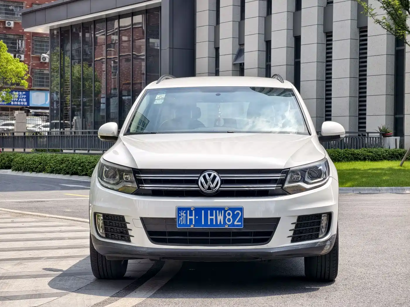 Volkswagen Tiguan 2016 Model 300TSI Automatic 2WD Comfort Edition фото 5