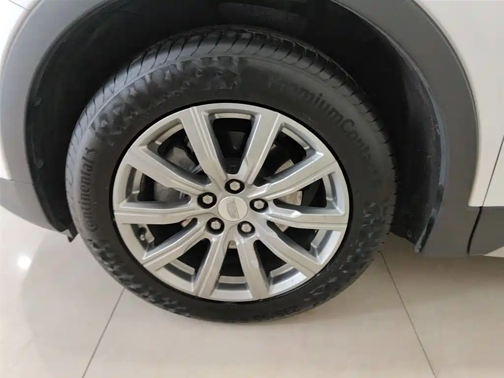 Cadillac XT4 2020 Facelift 28T 2WD Leading фото 7