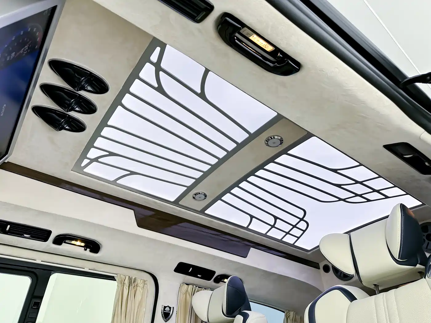 Mercedes-Benz Vito 2021 2.0T Business Edition 7-seater фото 9