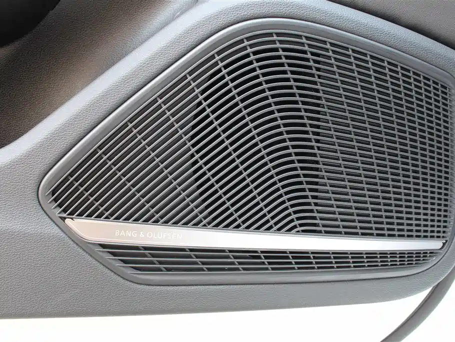 Audi A4L 2020 40 TFSI Luxury Dynamic фото 9