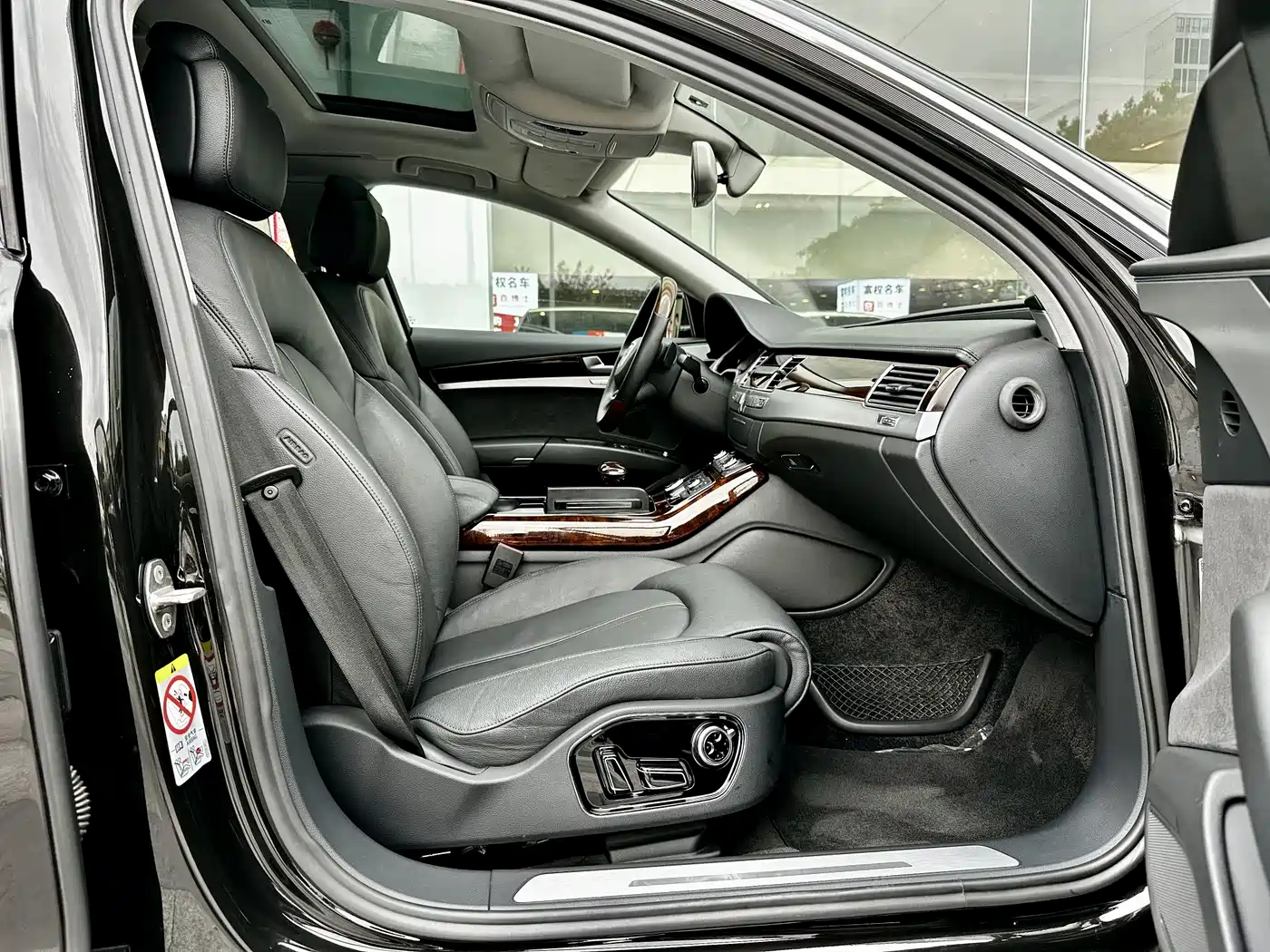 Audi A8 2016 A8L 30 FSI Comfort фото 11