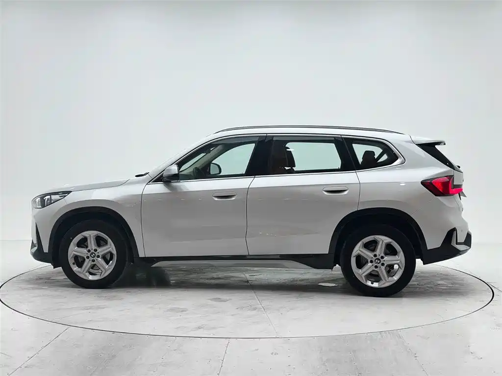 BMW X1 2023 sDrive20Li X Design Package фото 7