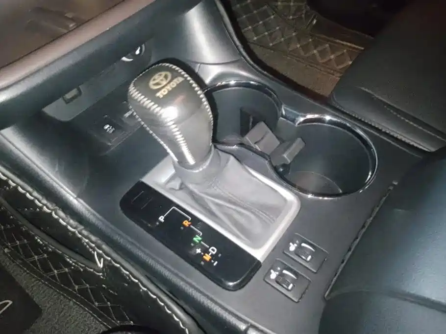 Toyota Highlander 2021 2.0T AWD Luxury 7-Seater фото 16