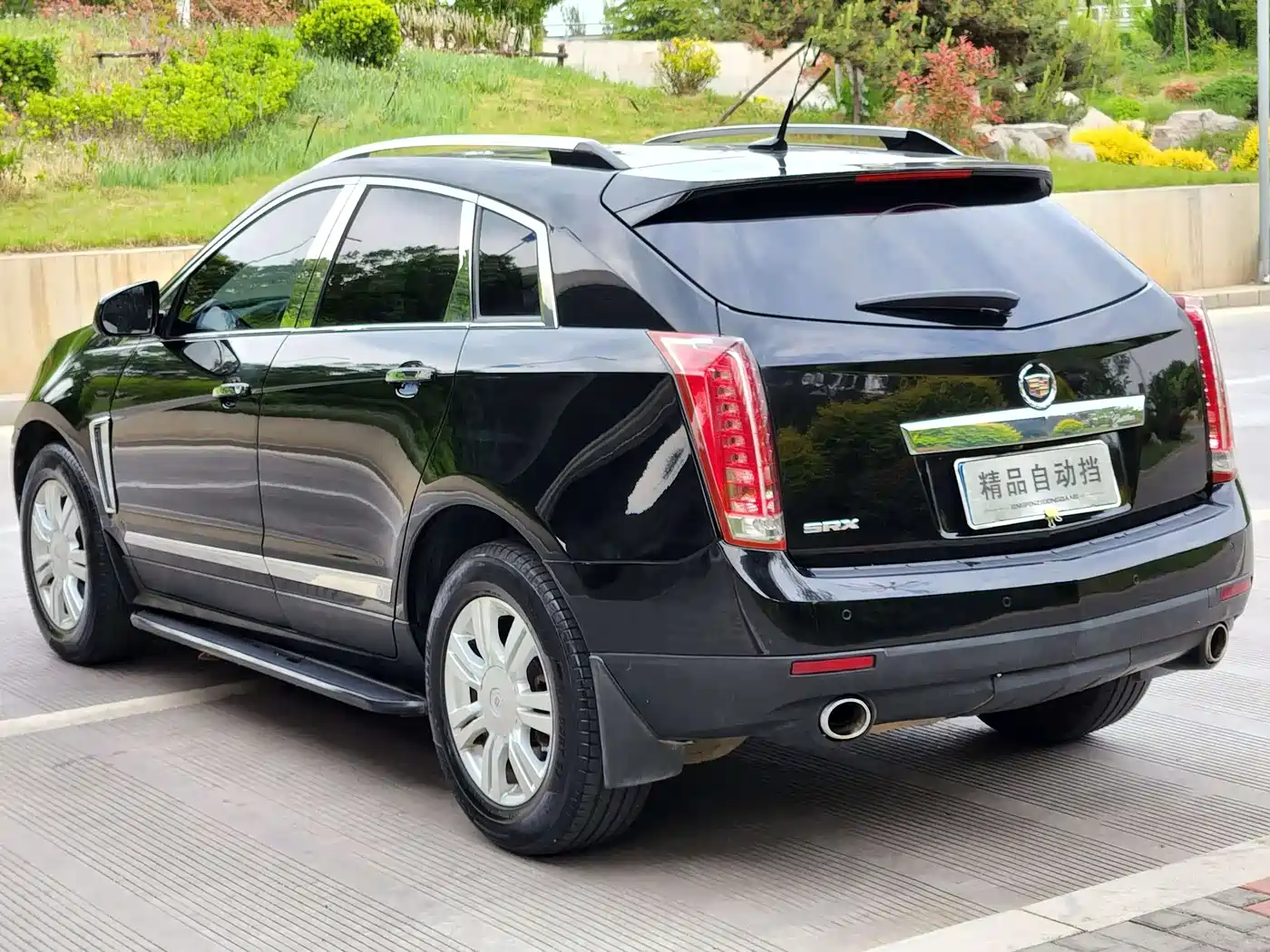 Cadillac SRX 2012 3.0L Luxury Model фото 4