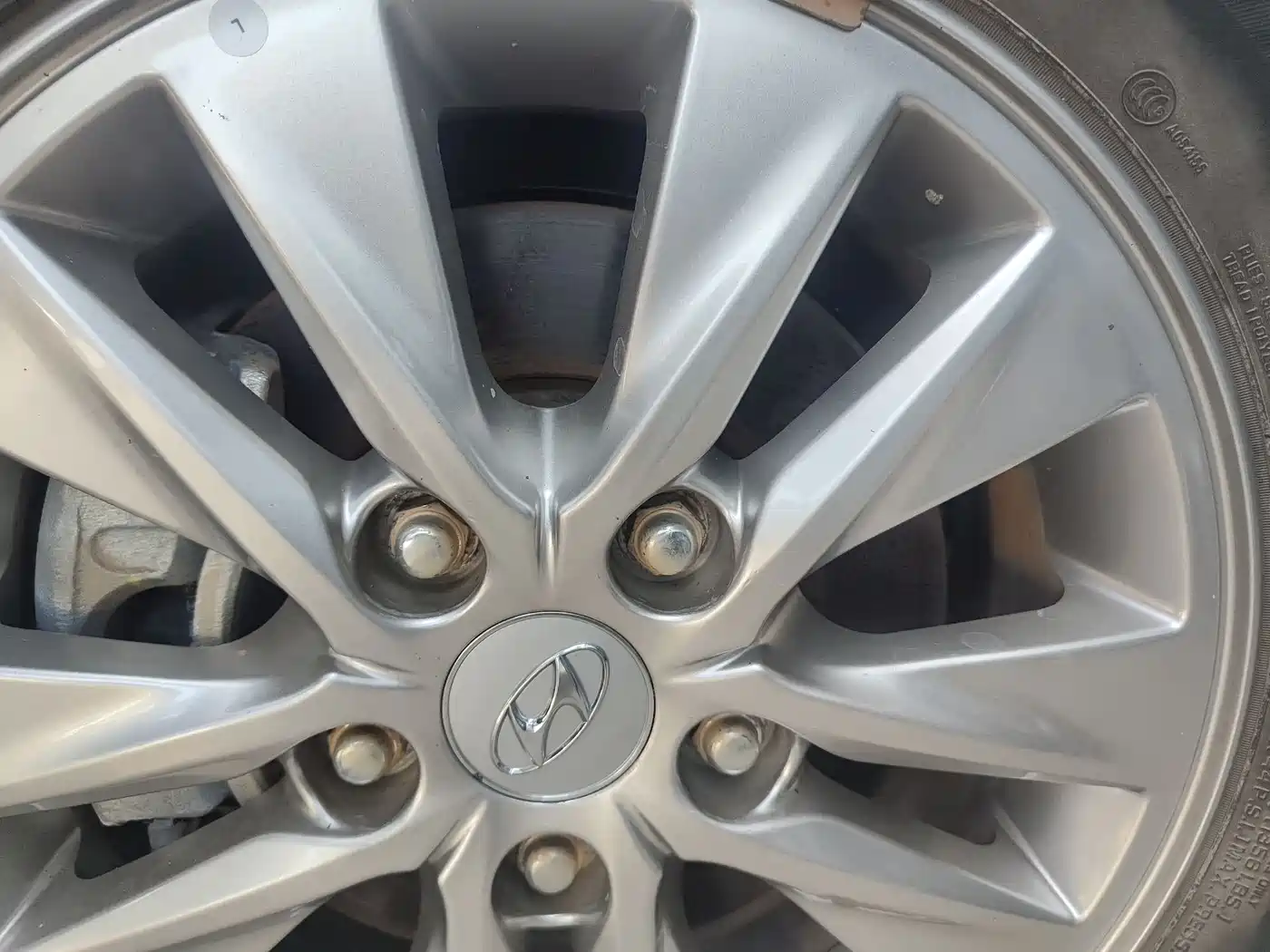 Hyundai Elantra 2020 1.6L Auto GLS Value Edition фото 12