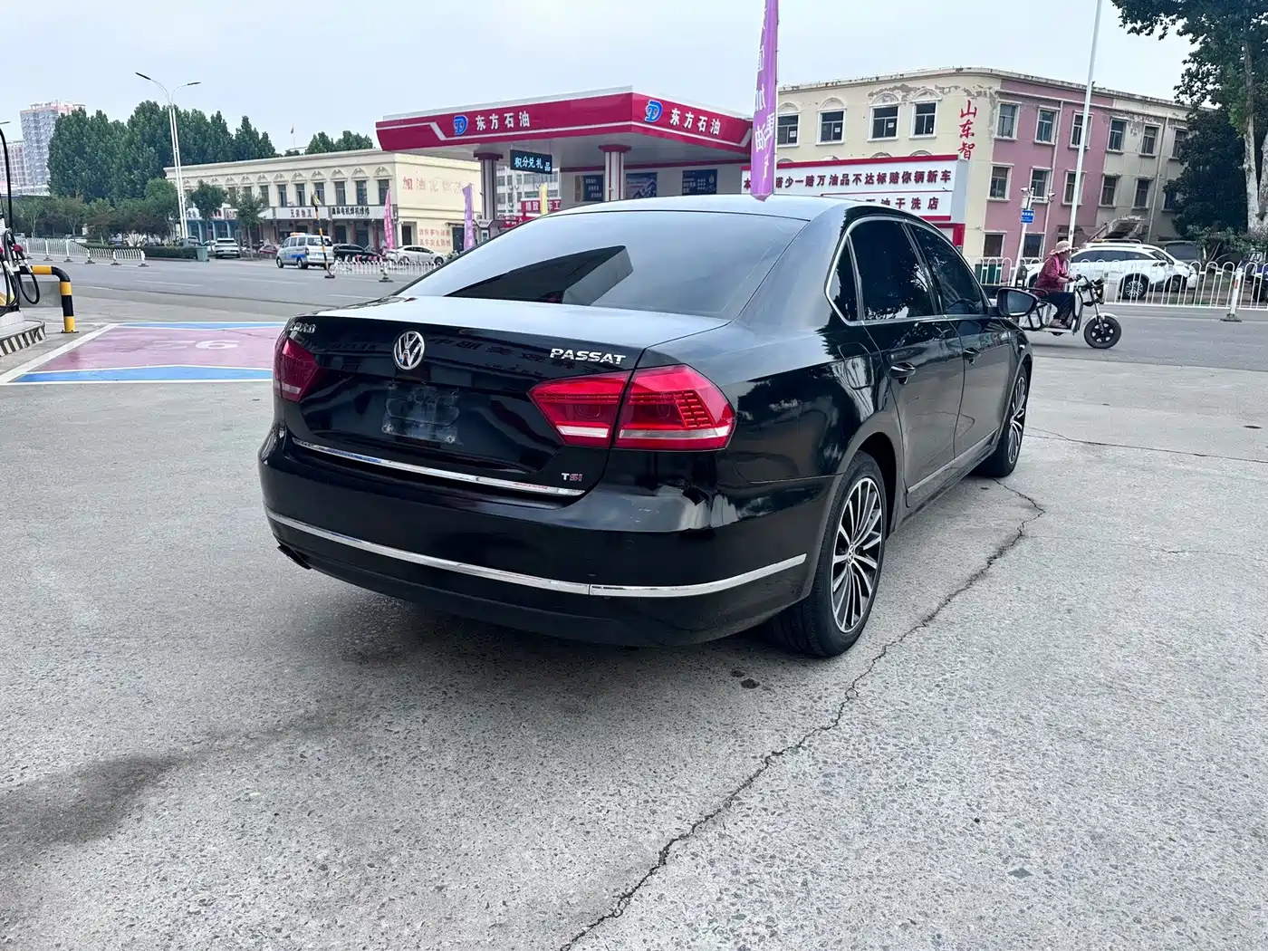 Фото 9 - Volkswagen Passat