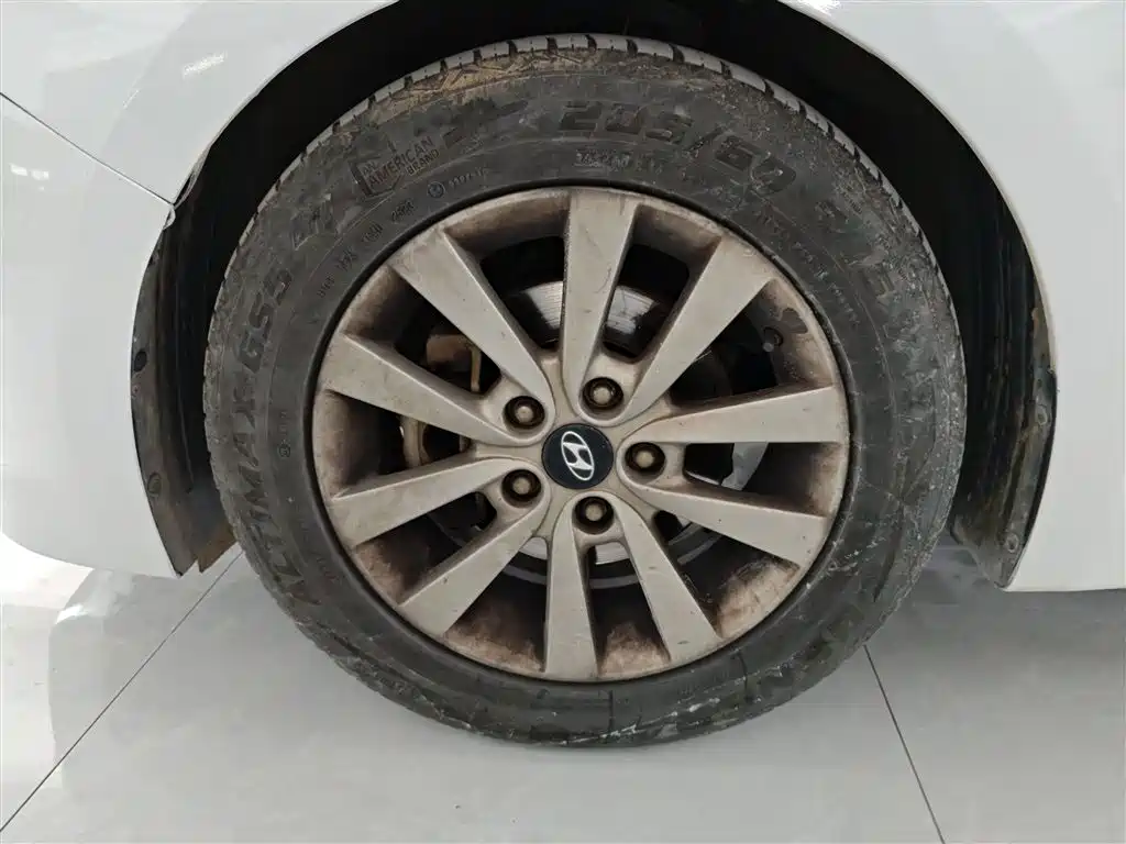 Hyundai Mistra 2014 1.8L Auto Smart GLS фото 23