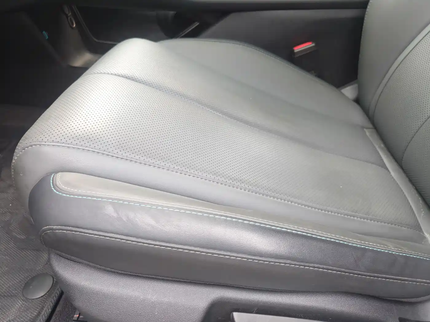 BYD Qin L 2024 DM-i 80KM Leading Edition фото 19