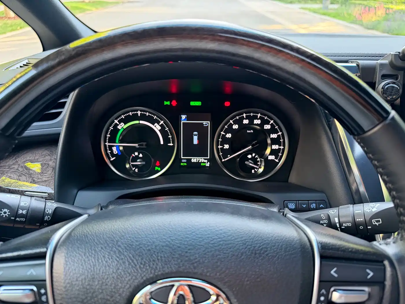 Toyota Alphard 2020 Hybrid 2.5L Premium Edition фото 17