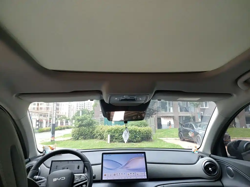 BYD Seal 05 DM-i 2025 DM-i Smart Drive Edition 115KM Honor фото 9