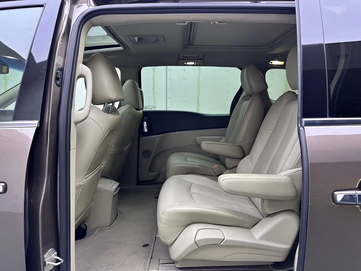 Buick GL8 2014 3.0L GT Luxury Business Elegance фото 9