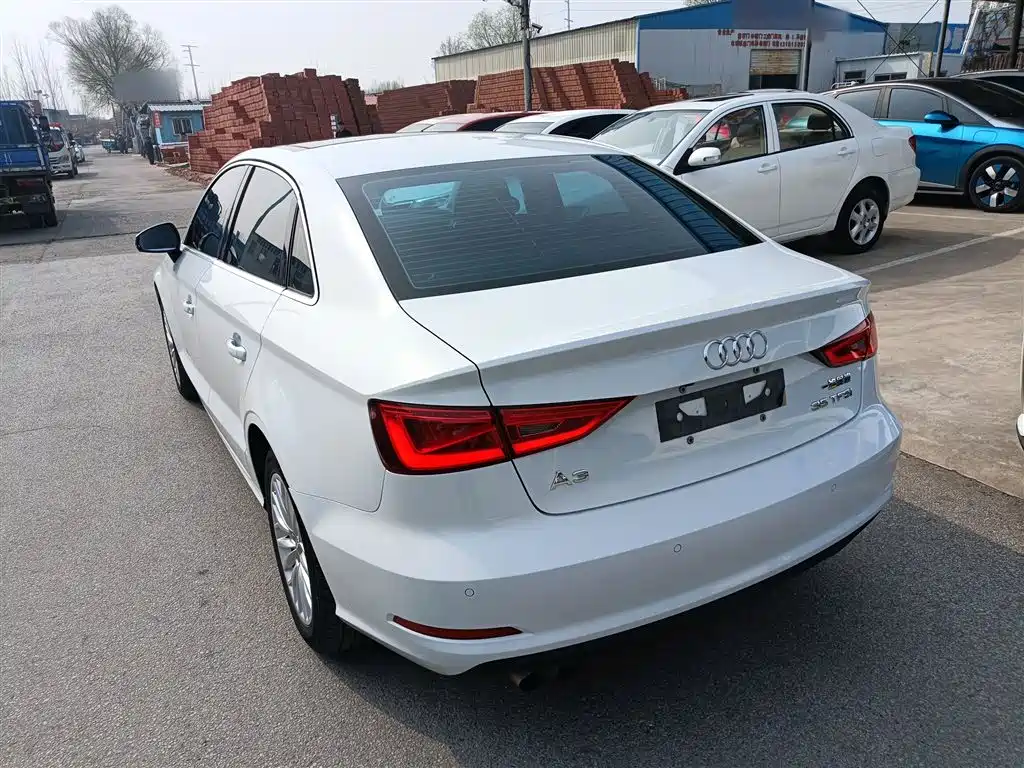 Audi A3 2015 Limousine 35 TFSI Millionth Anniversary Intelligent Leader Type фото 5