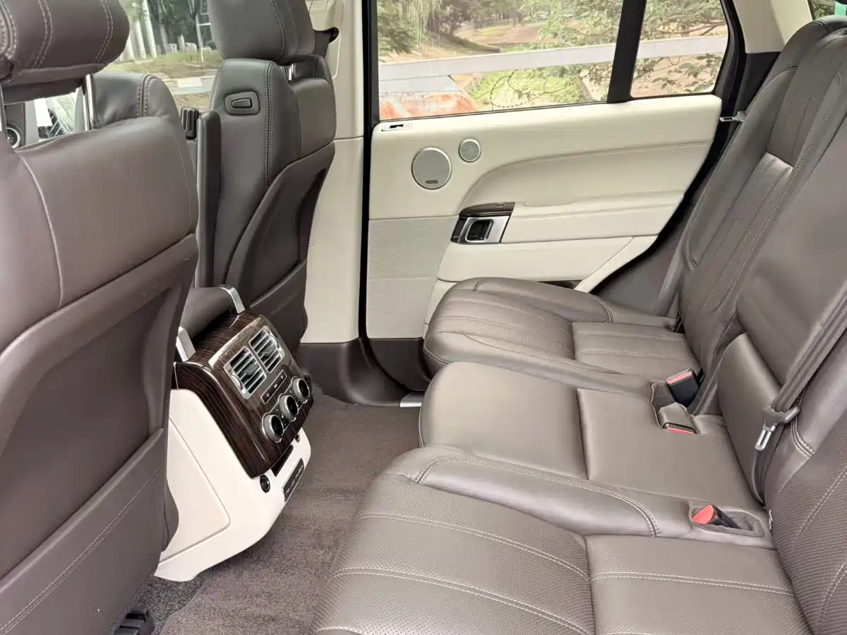 Land Rover Range Rover 2014 3.0 SC V6 Vogue фото 7