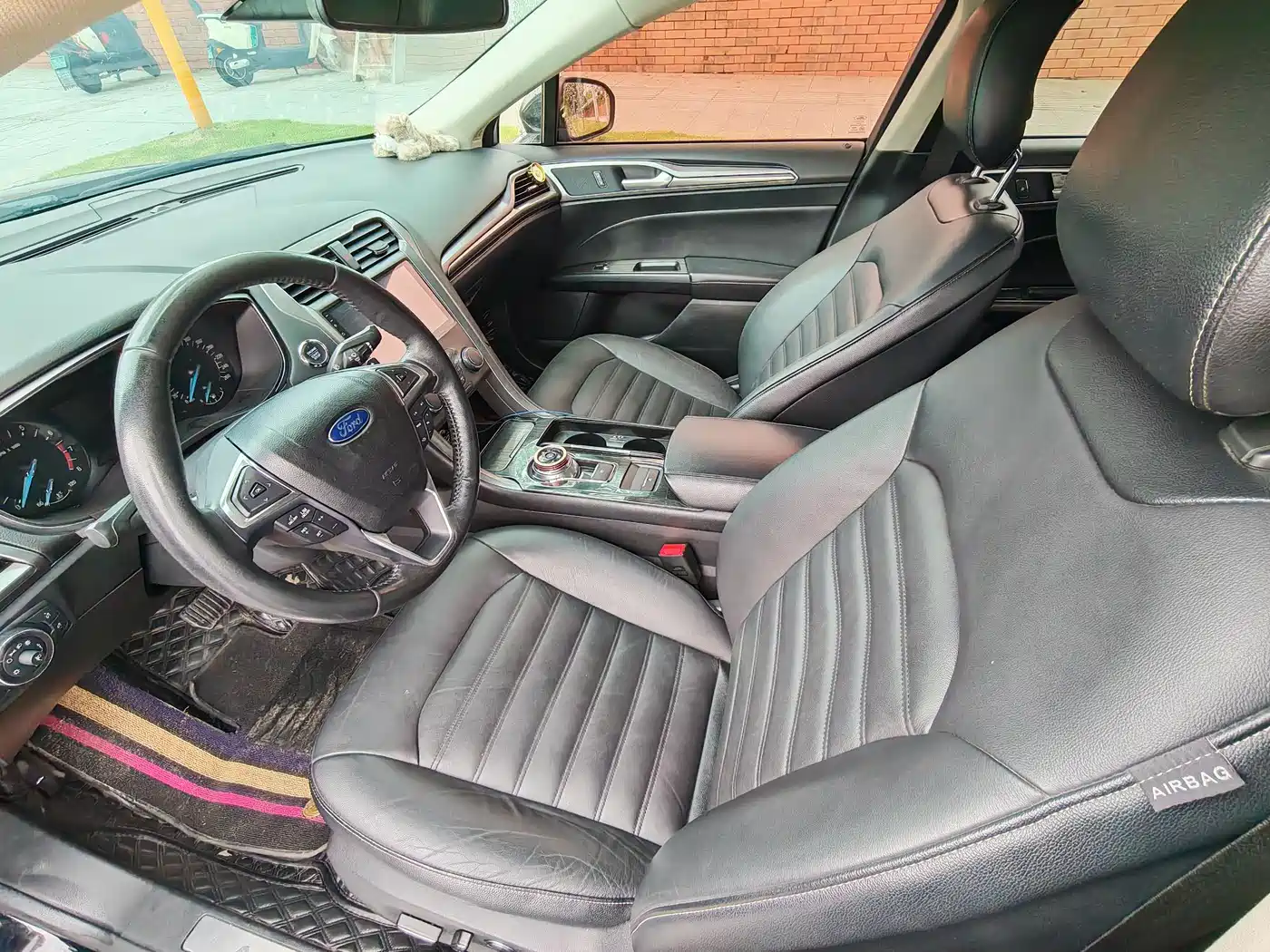 FORD MONDEO