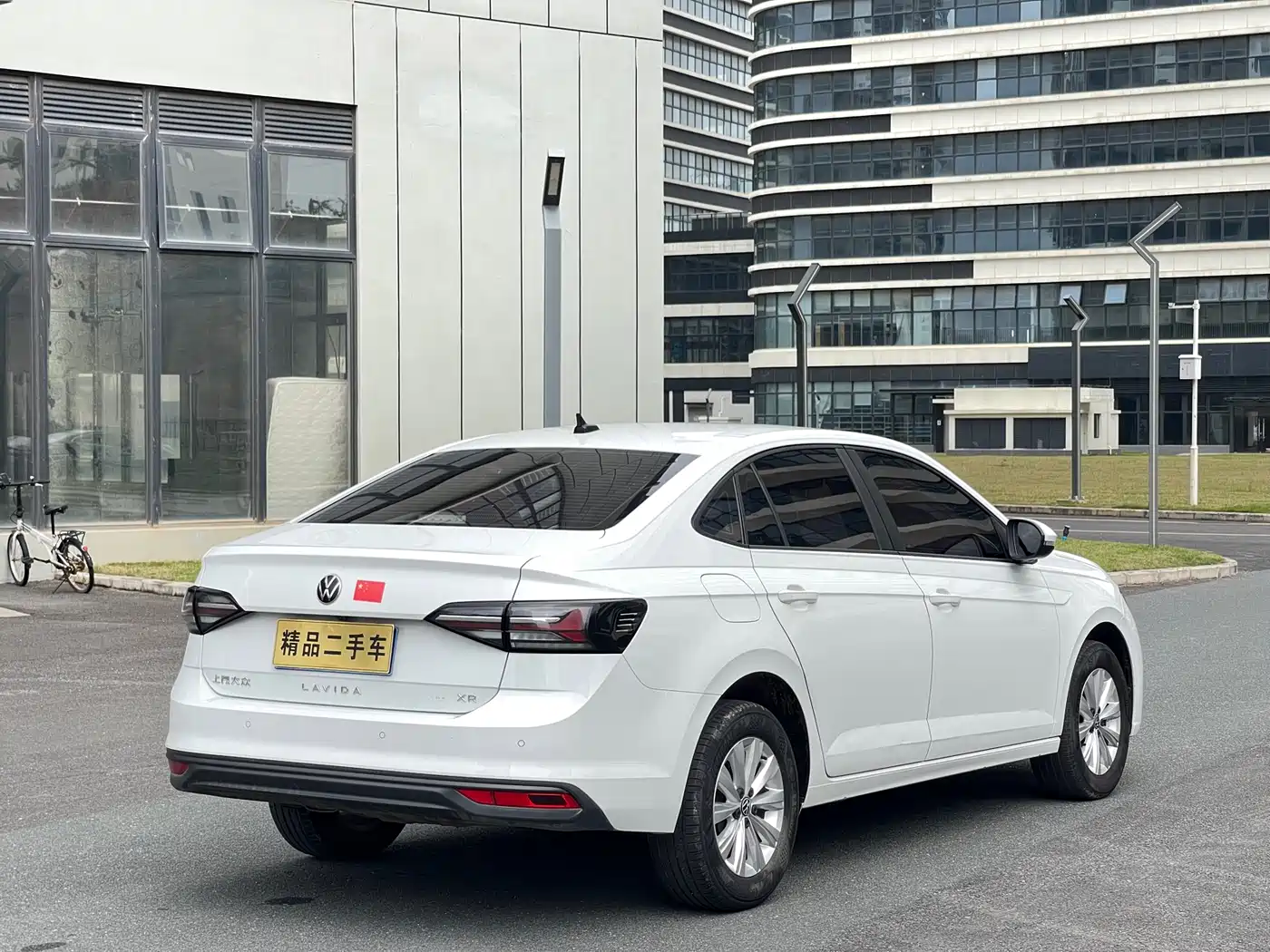 Volkswagen Lavida 2023 New Sharp 1.5L Auto Aspiration Edition фото 11