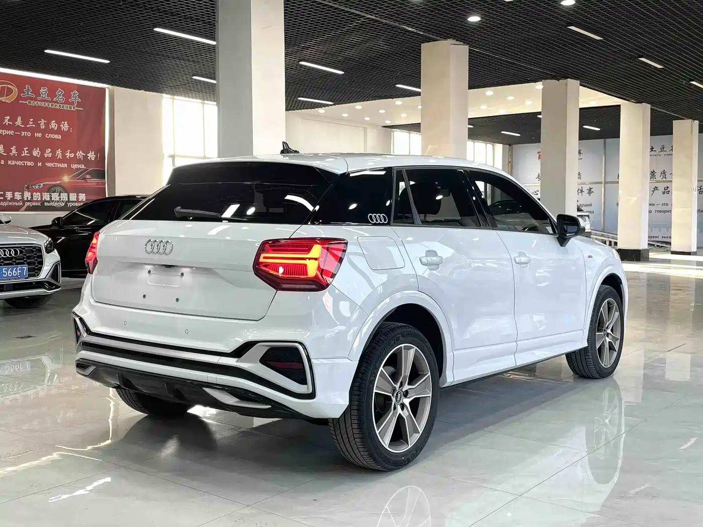 Audi Q2L 2022 35 TFSI Fashion Dynamic фото 6