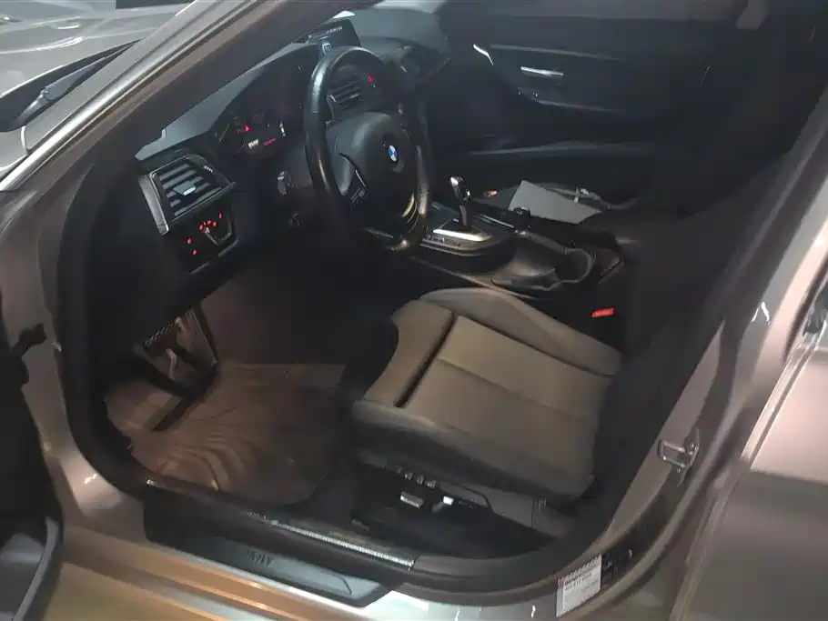 BMW 3 Series 2018 320Li xDrive Fashion Style фото 9