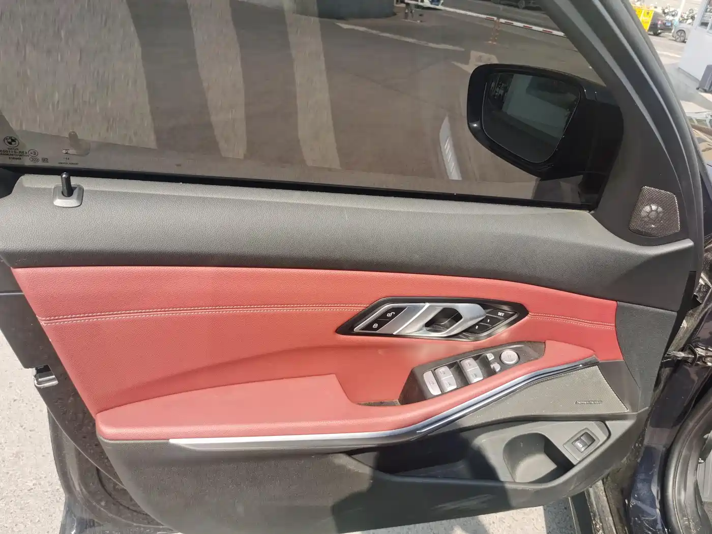 BMW 3 Series 2024 325Li M Sport Shadowline Package фото 11