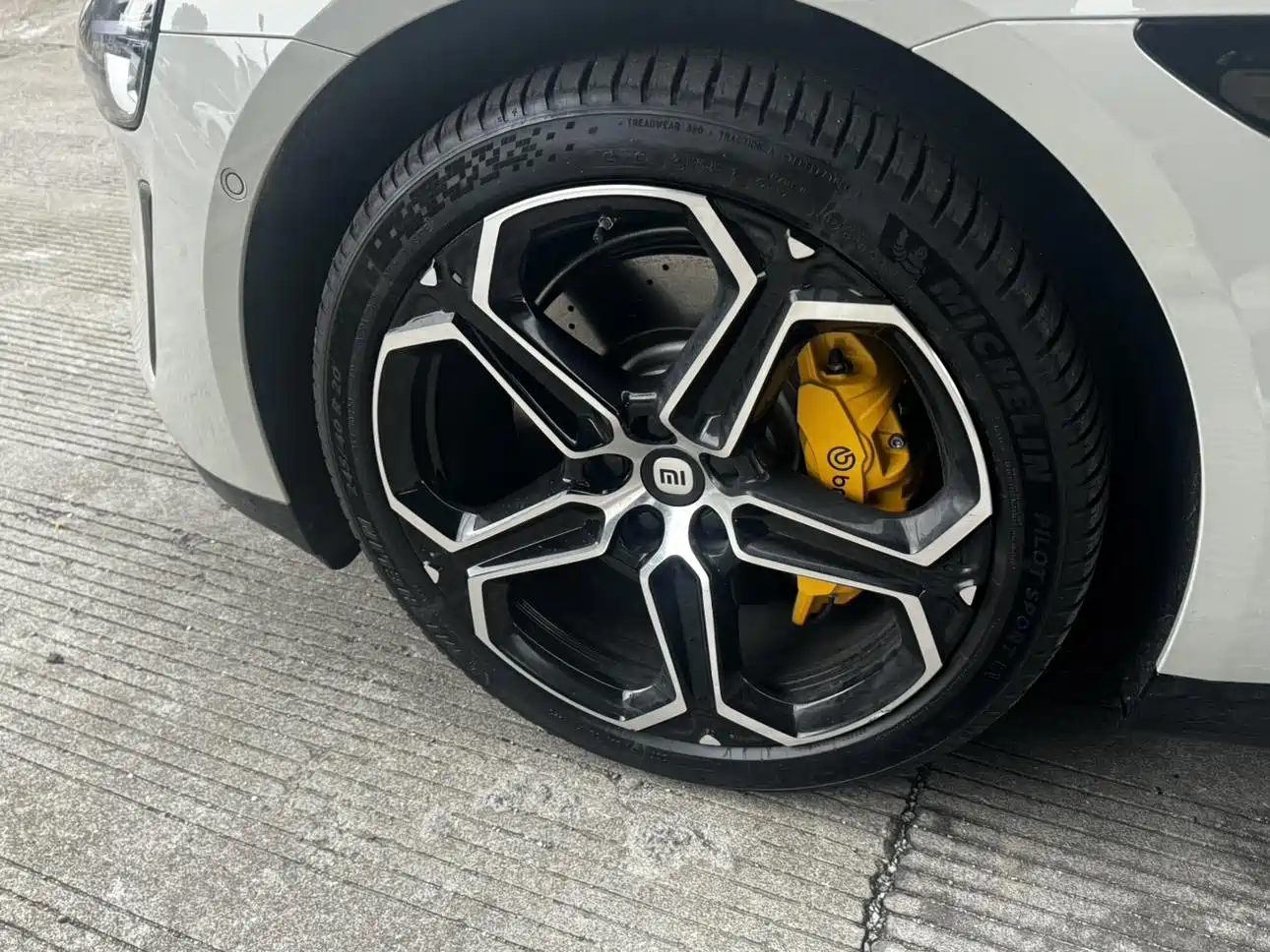 Xiaomi Auto Xiaomi SU7 2024 RWD Long Range Intelligent Driving Edition фото 13