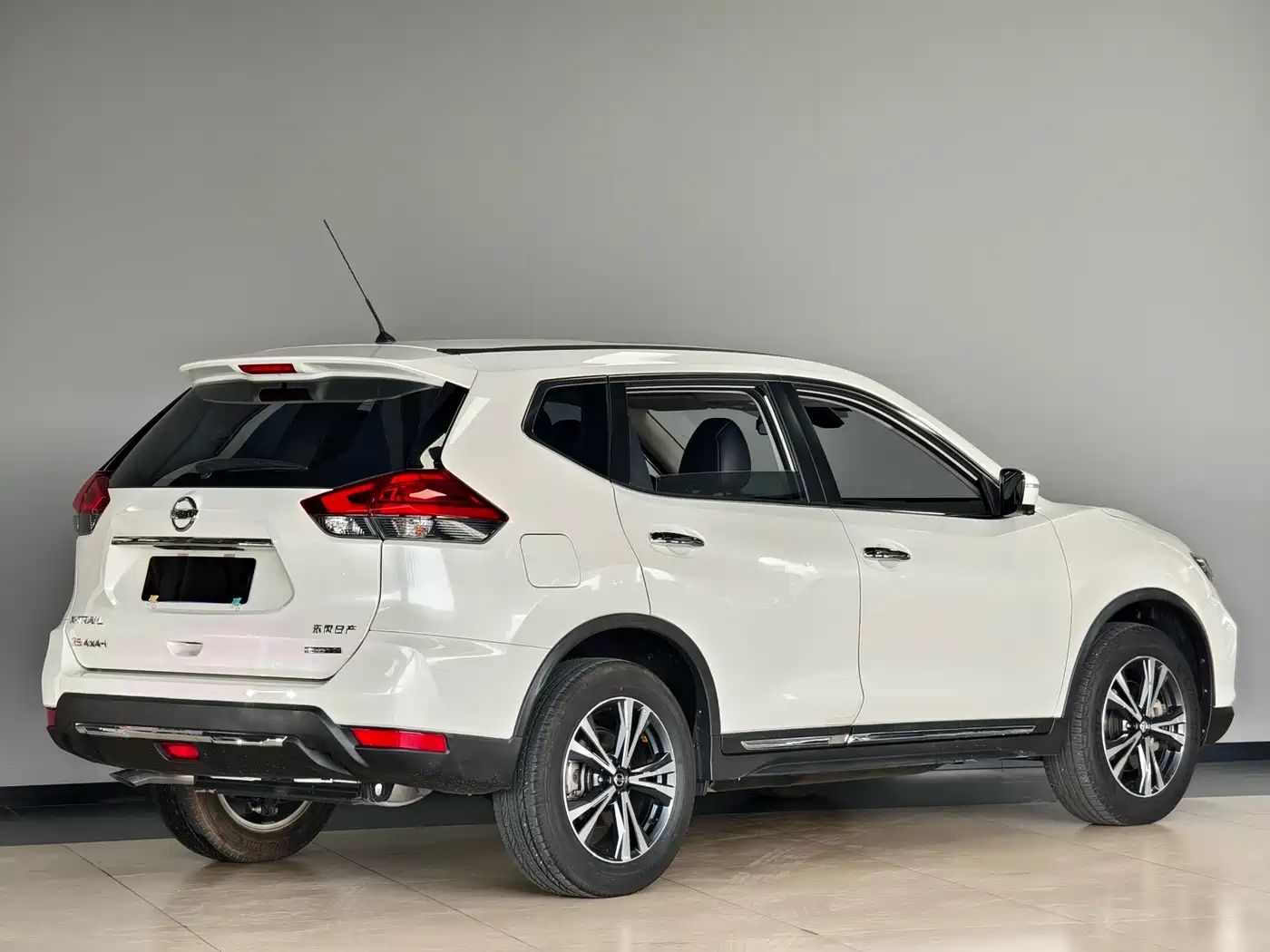 Фото 3 - Nissan X-Trail