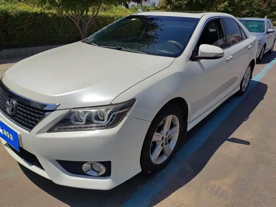 Toyota Camry 2013 2.0G Comfort