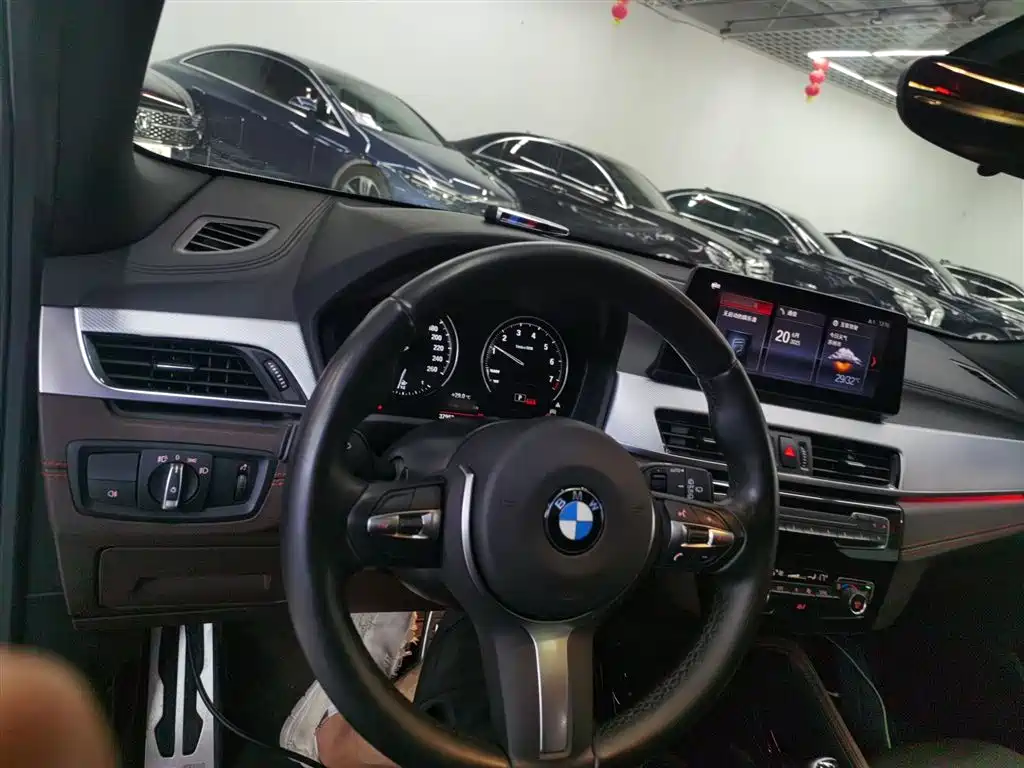BMW X2 2021 Facelift sDrive25i Shadow Night Edition фото 10