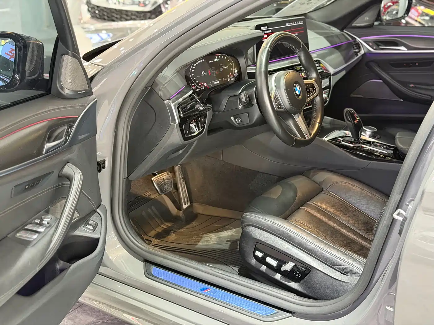 BMW 5 Series (Import) 2021 530i Style Edition M Sport Package фото 9