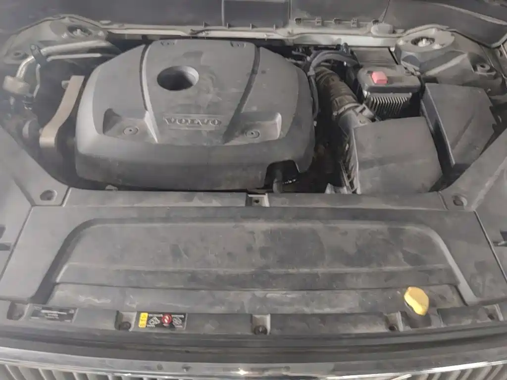Фото 20 - Volvo XC90