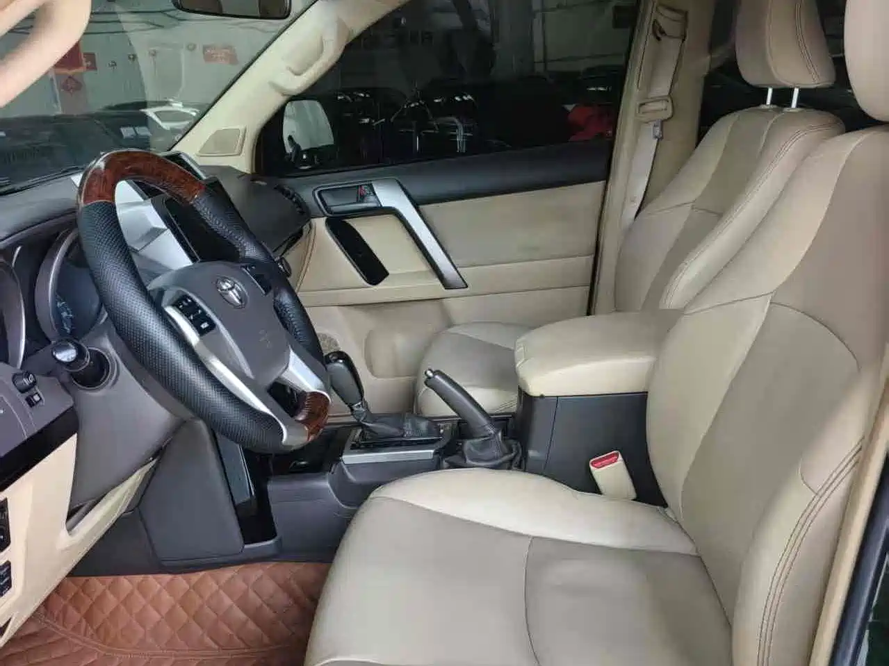 Toyota Prado (Import) 2014 2.7L Automatic Standard Edition фото 8