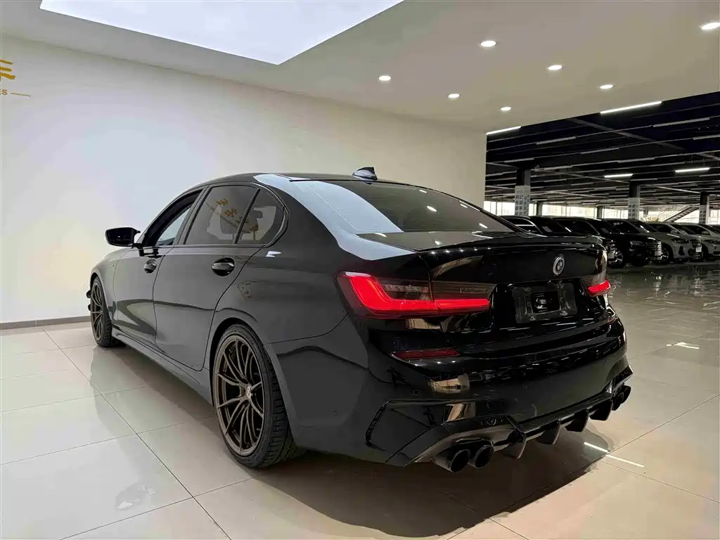 BMW 3 Series 2020 325Li xDrive M Sport Package фото 19