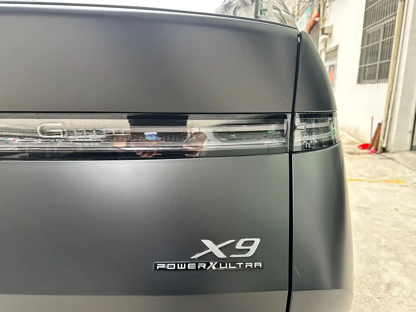 XPeng X9 2025 Extended Range Edition фото 19