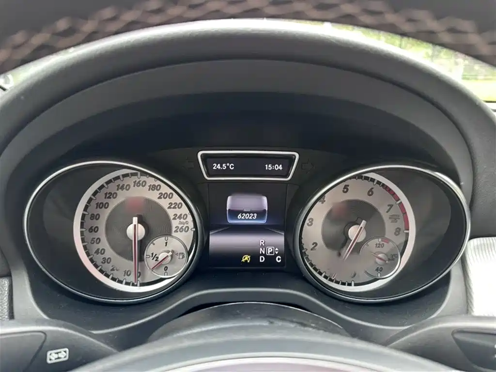 Mercedes-Benz CLA (Import) 2016 Facelift CLA 200 Sport фото 4