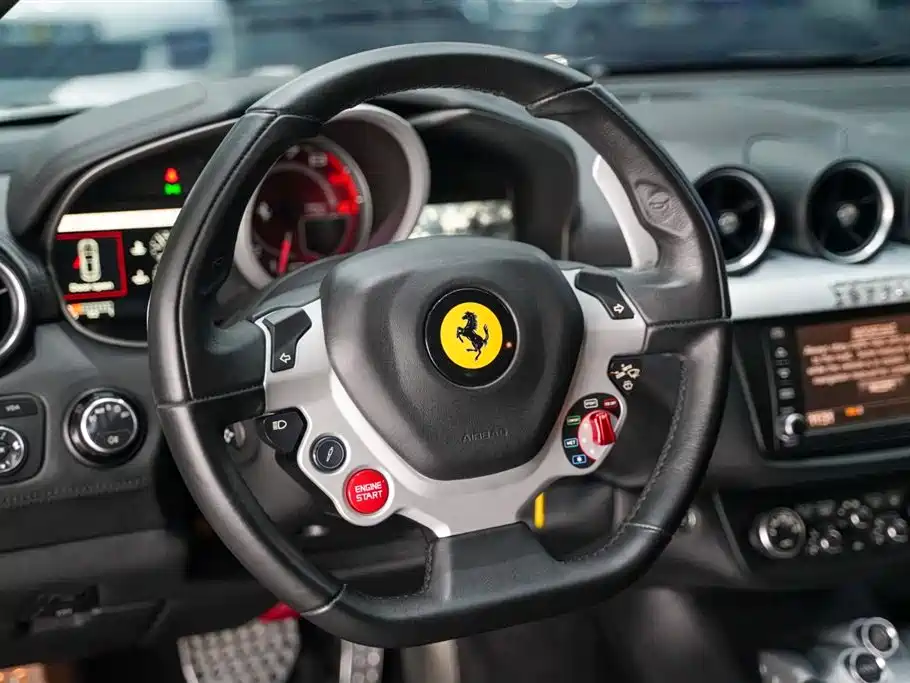 Ferrari FF 2012 6.3L V12 фото 17