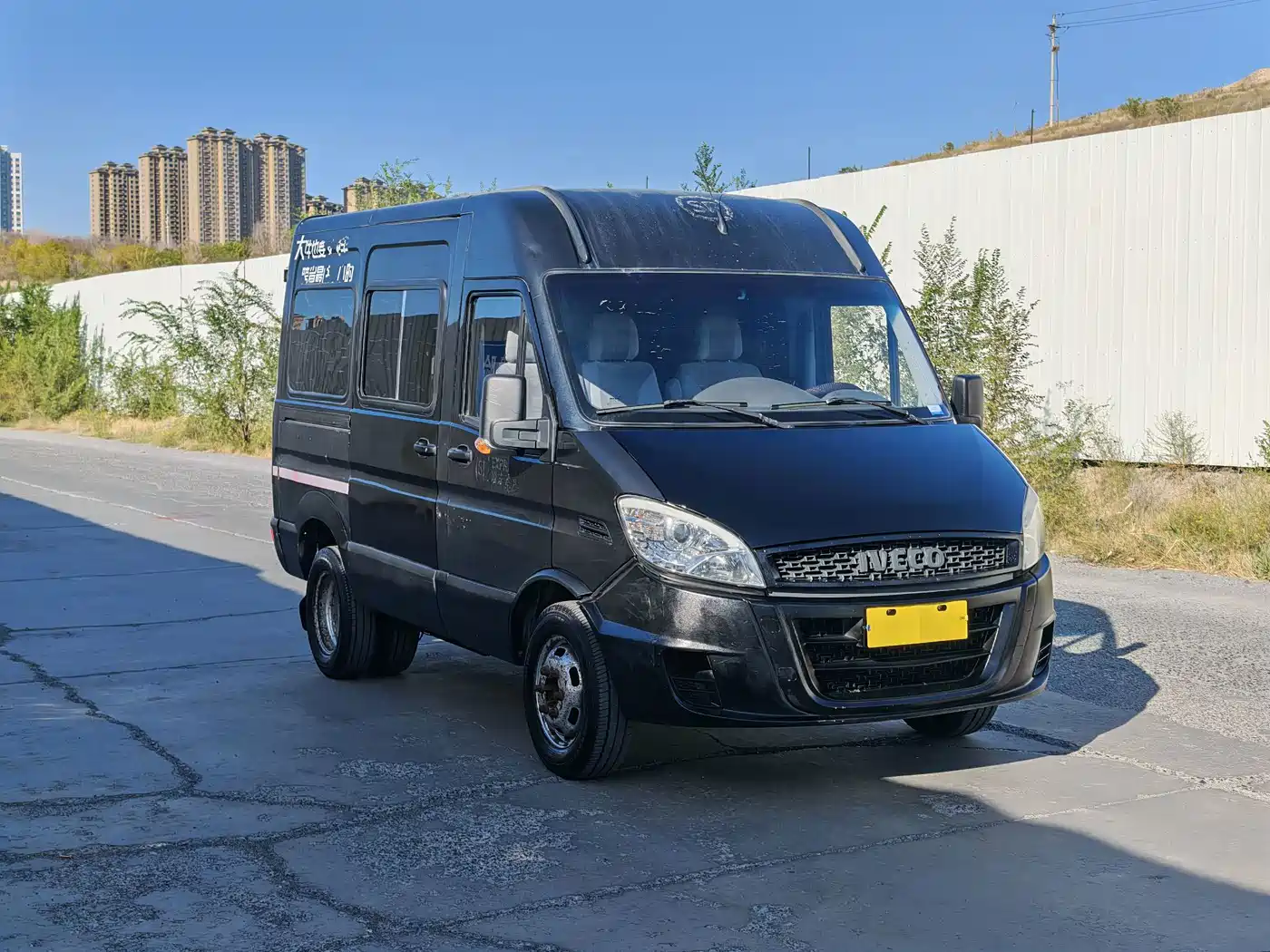 Iveco Bodhi 2018 2017 Model 2.5T Premium A32 Passenger Van Medium Roof 5-7 seater 47Z5