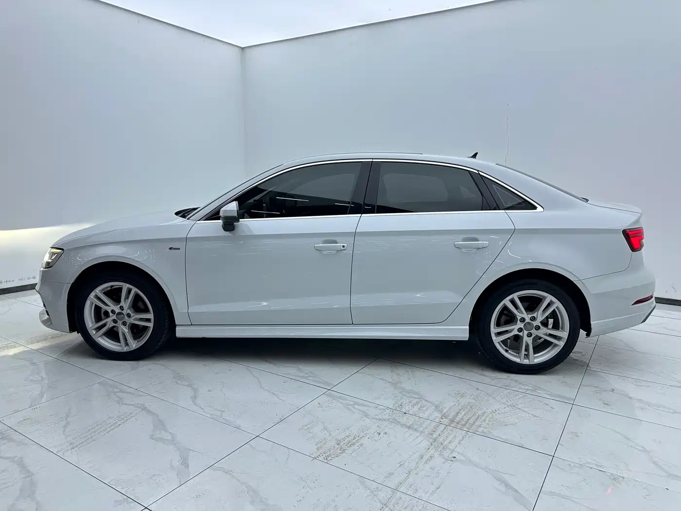 Audi A3 2020 Limousine 35 TFSI Fashion China VI фото 3