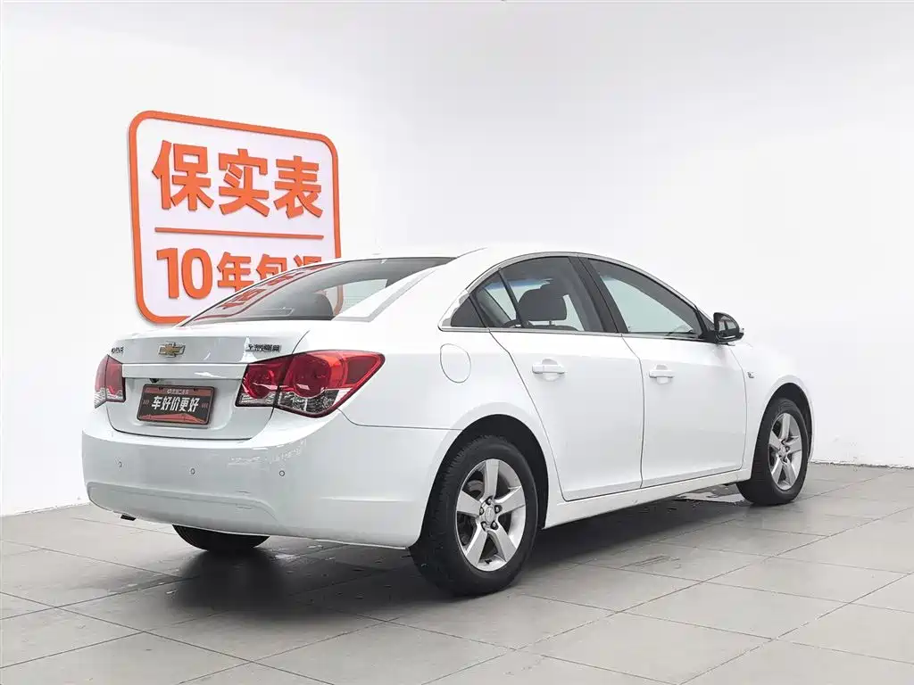 Chevrolet Cruze 2013 Model 1.8L SE AT фото 2