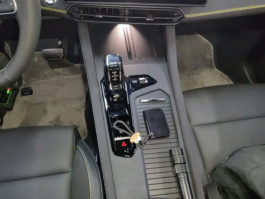 LYNK 03