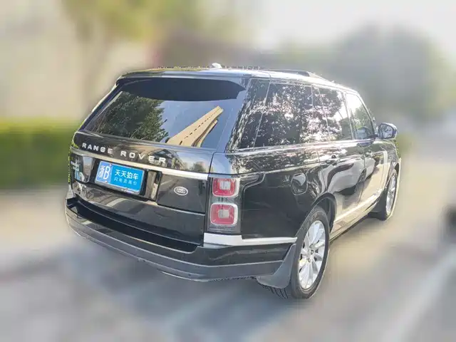 Land Rover Range Rover 2019 3.0 SCV6 Heritage Edition — фото 5