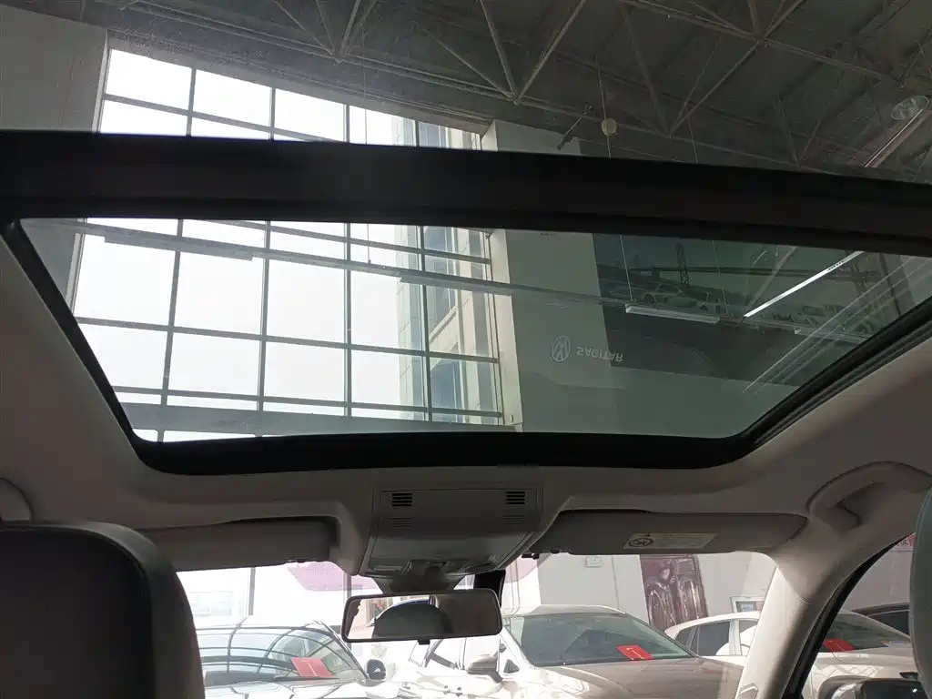 Volkswagen Sagitar 2023 300TSI DSG Surpassing Edition фото 17