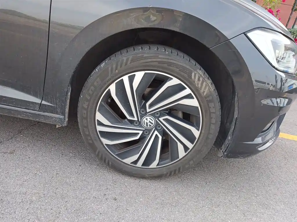Volkswagen Sagitar 2021 280TSI DSG Surpassing Edition фото 23