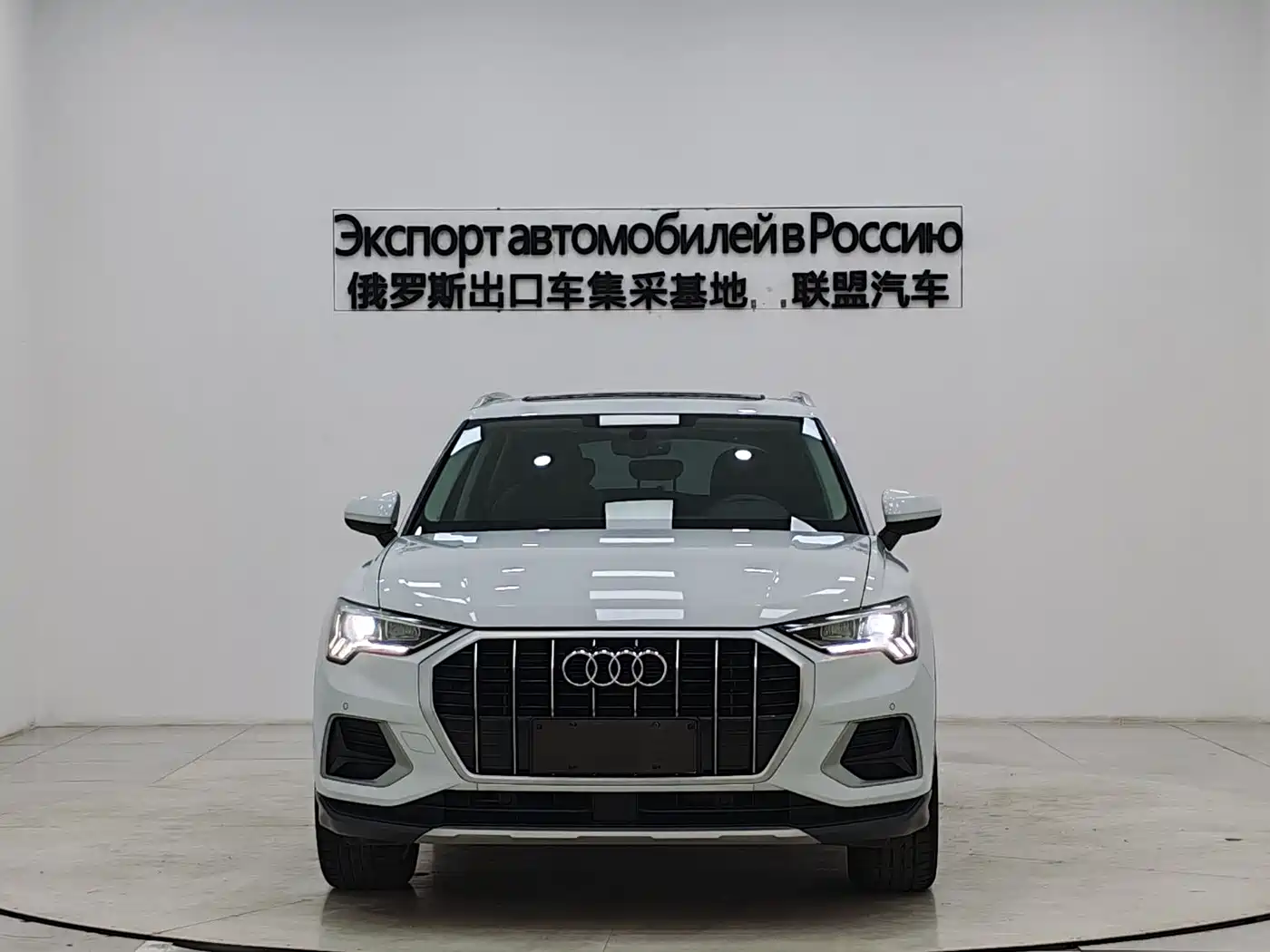 Audi Q3 2022 35 TFSI Fashion Elegance фото 2