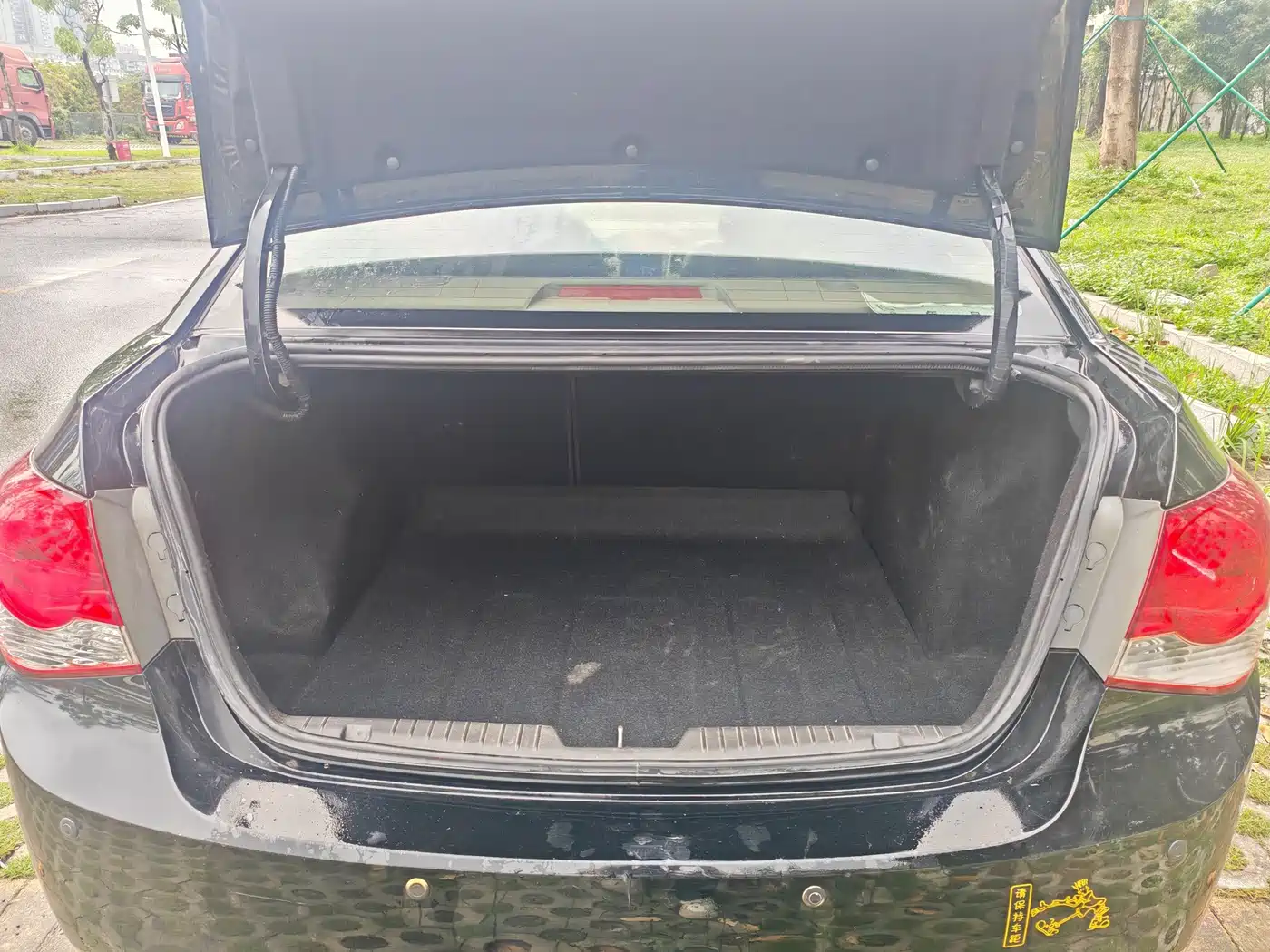 Chevrolet Cruze 2013 1.6L SL Sunroof MT фото 10