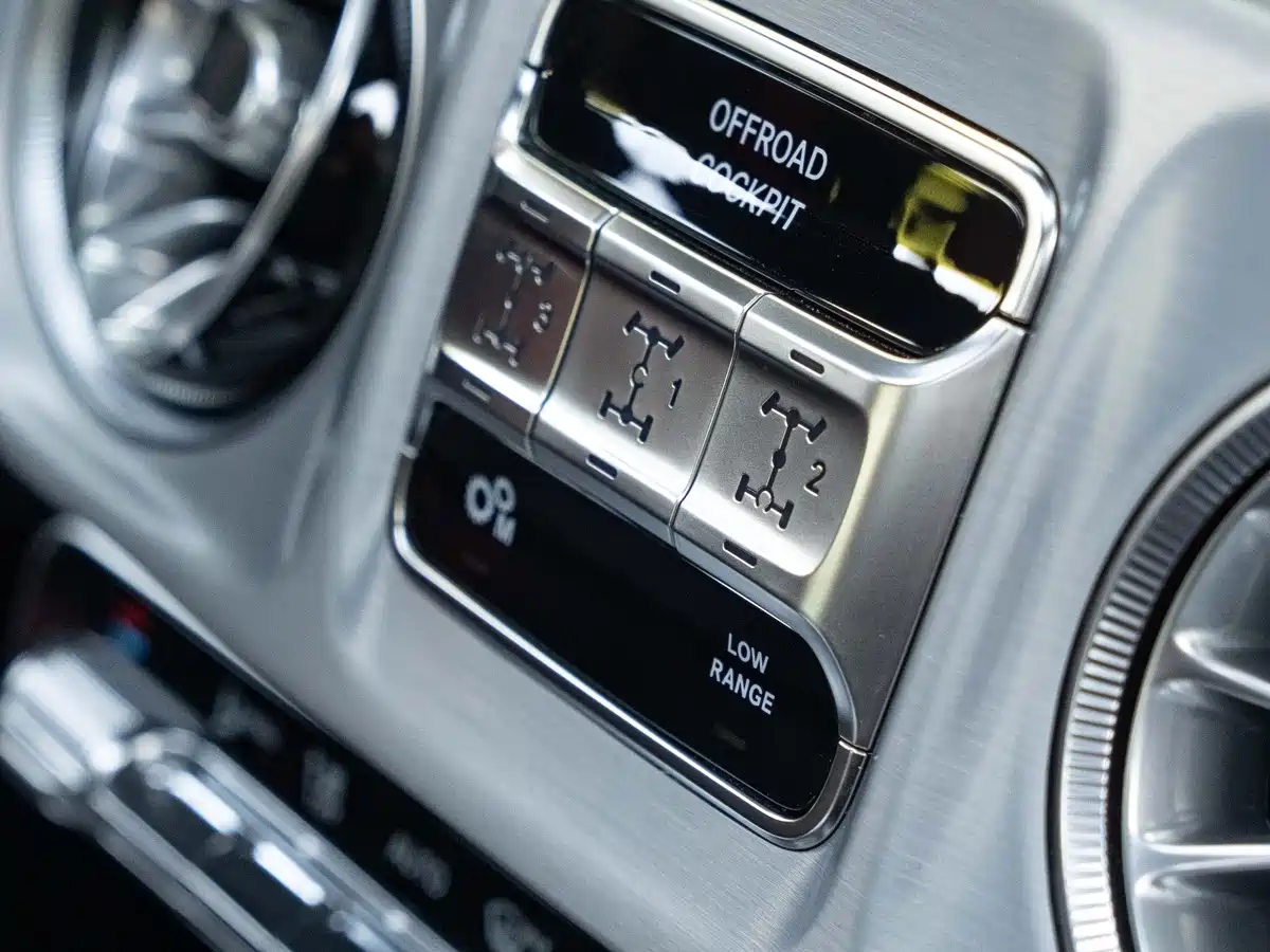 Mercedes-Benz G-Class 2025 G 500 фото 19