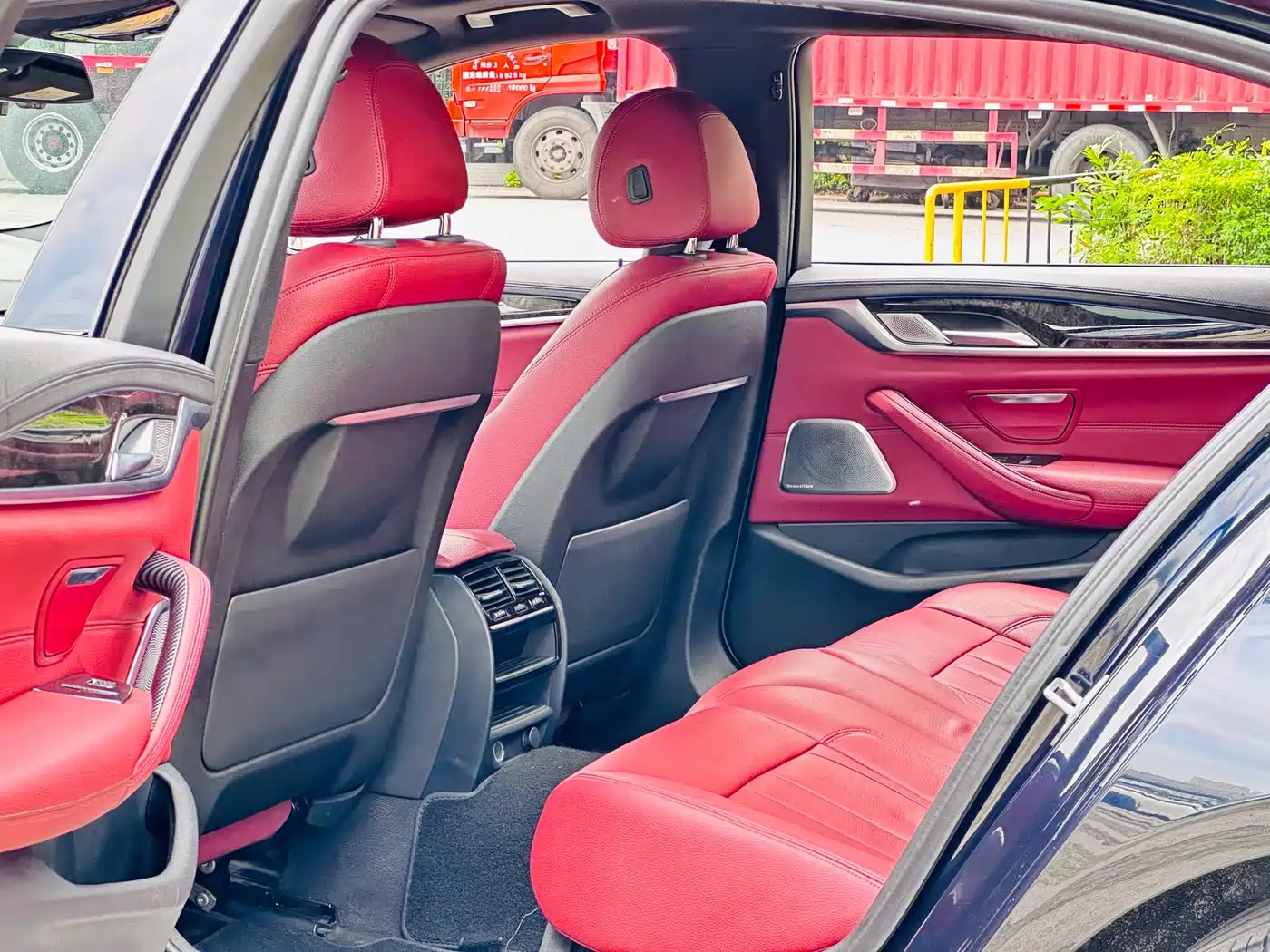 BMW 5 Series 2019 Facelift 530Li Leading M Sport Package фото 5