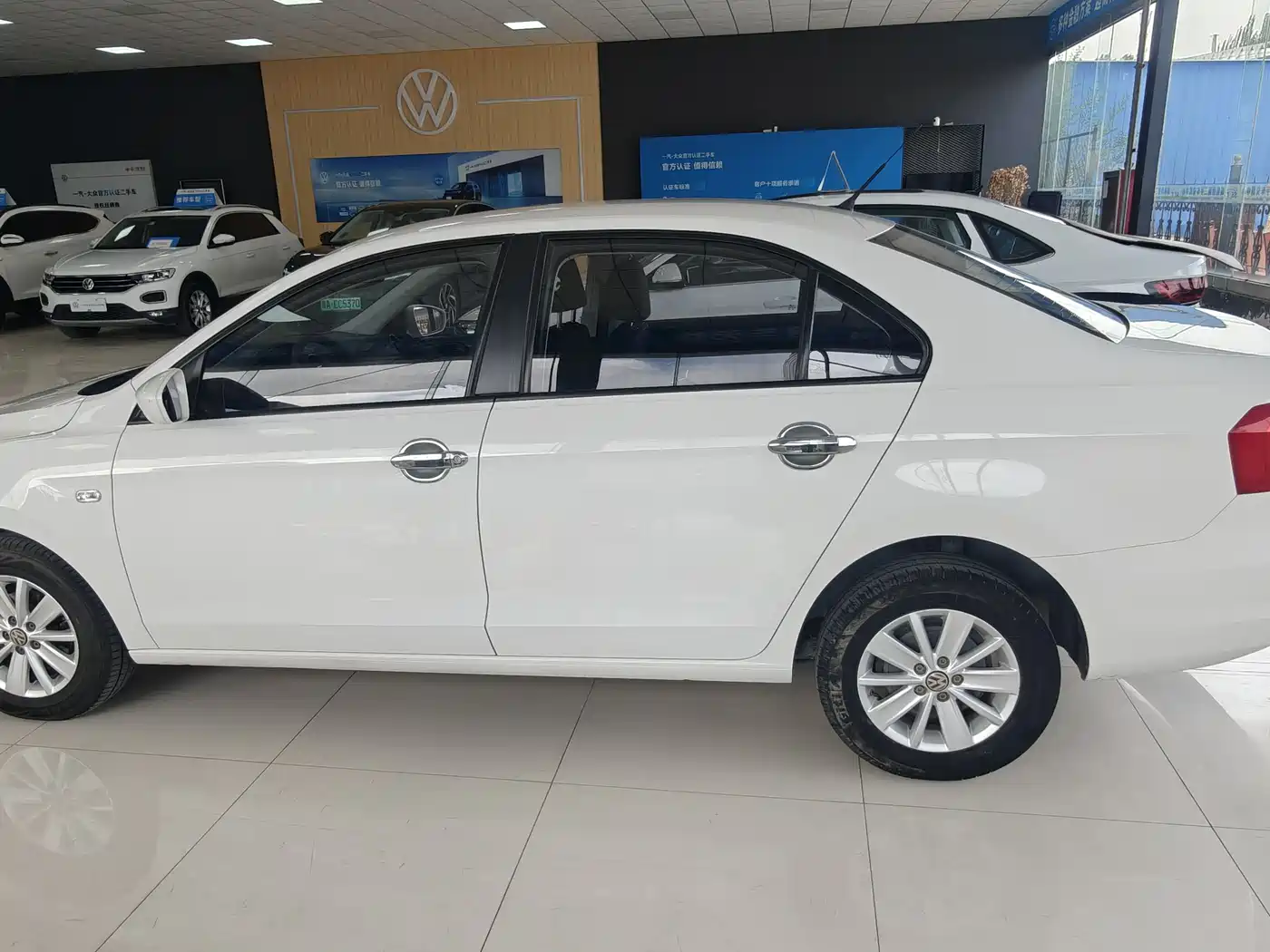 Volkswagen Jetta 2015 Quality Edition 1.4L Manual Fashion фото 5