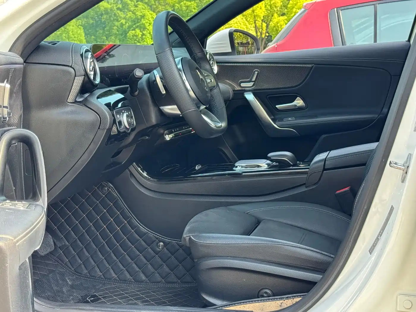 Mercedes-Benz A-Class 2020 A 200 L Sport Sedan фото 15