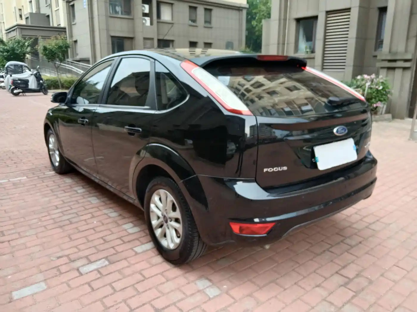 Фото 4 - Ford Focus