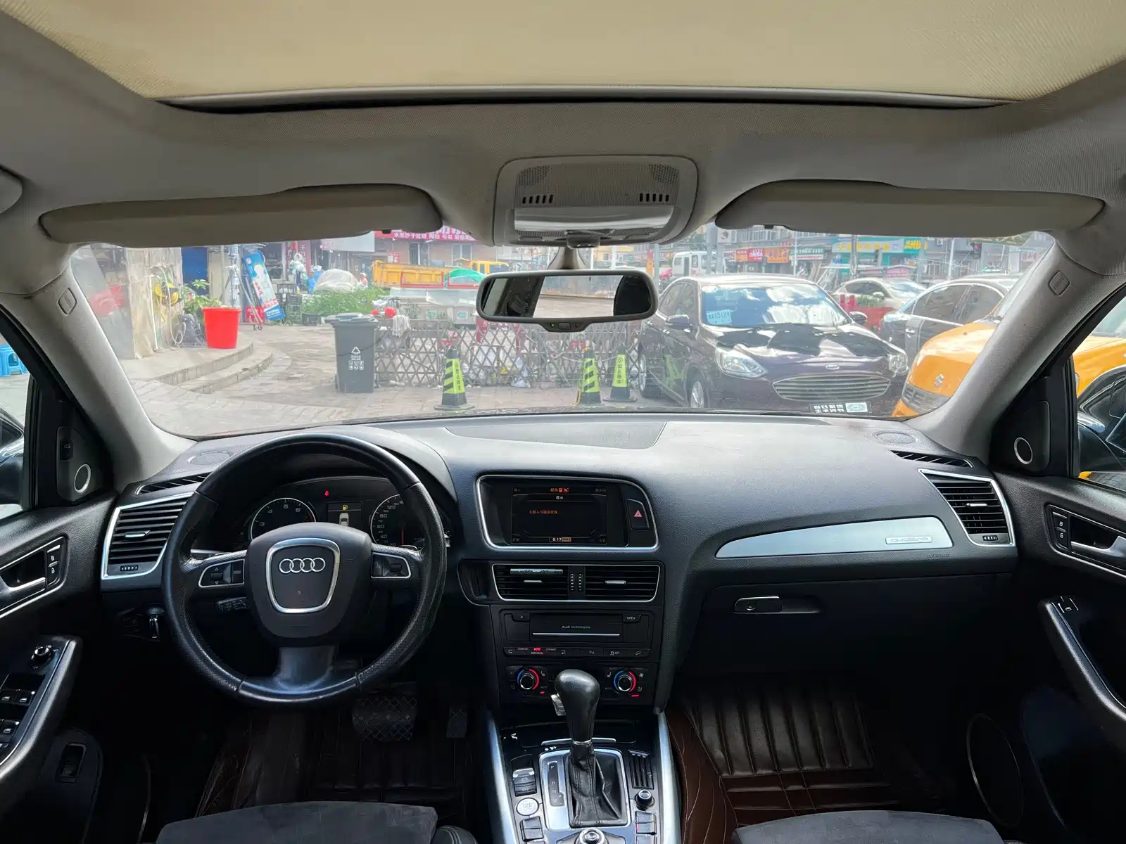 Фото 7 - Audi Q5