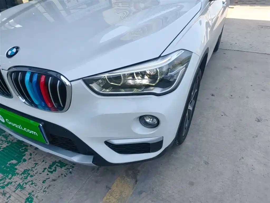 BMW X1 2019 sDrive18Li Premium Model фото 24