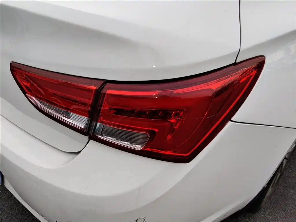 Buick Verano 2018 Sedan 15S Automatic Leading фото 24